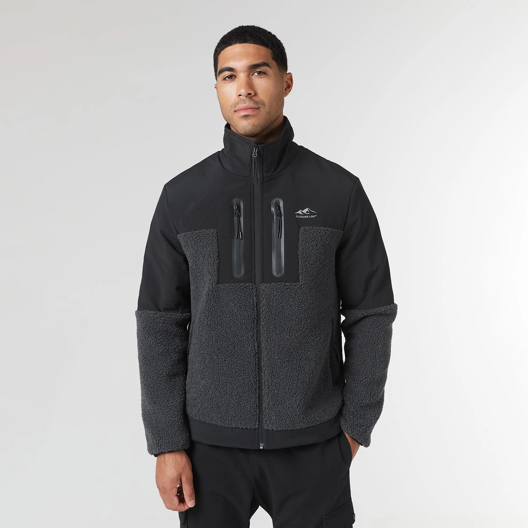 UltraQuietMaterial Taped Seam Technology Ripstop Borg Panel Jacket | Charcoal