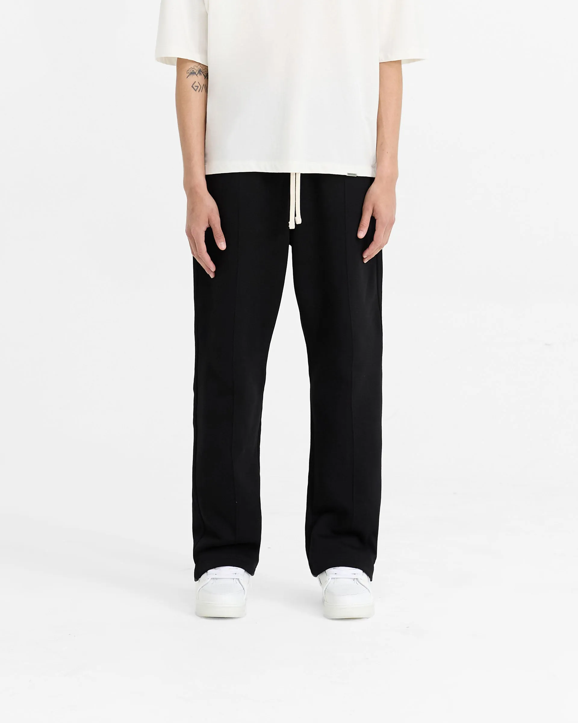 Initial Sweatpant - Black Weekend Adventure Reflective details