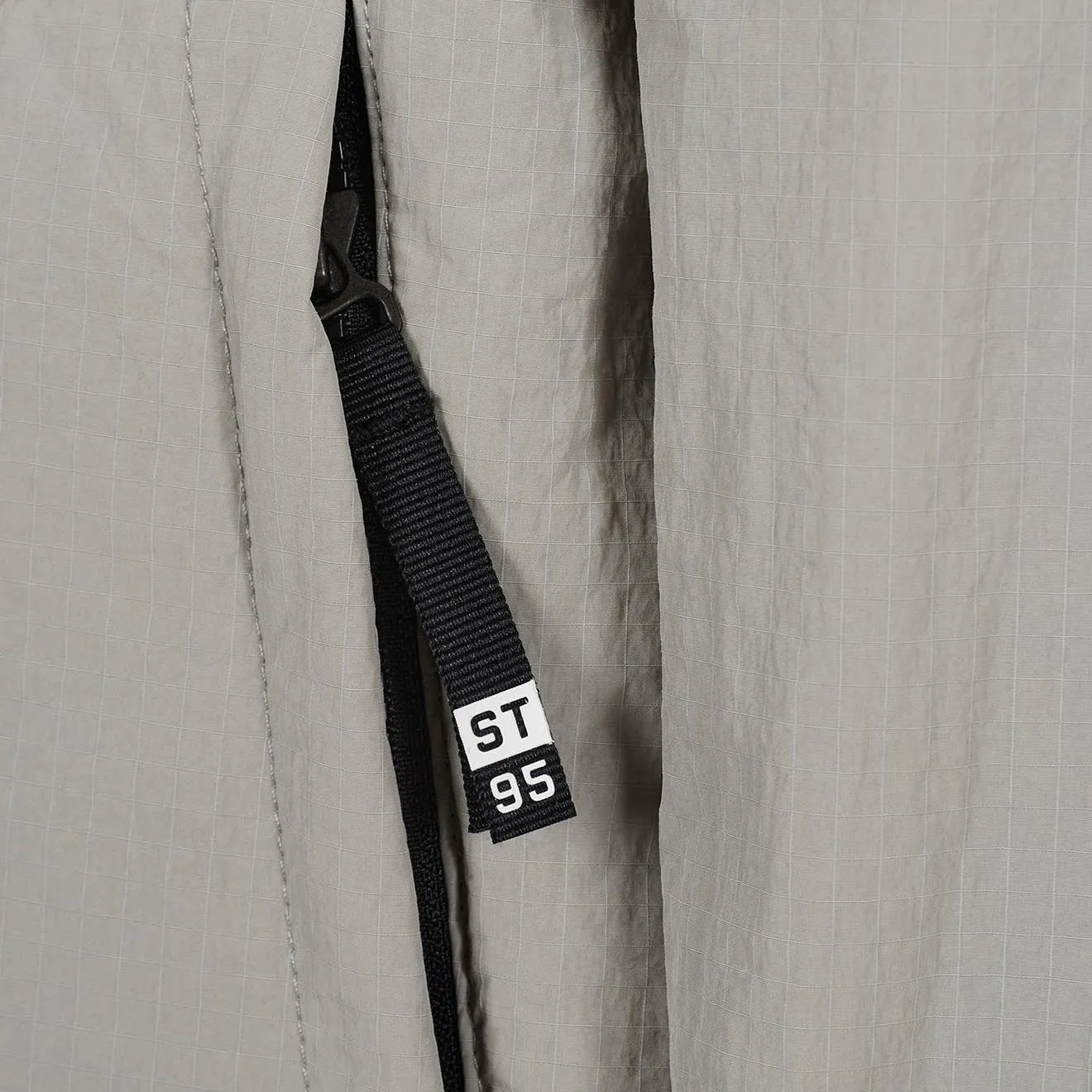 Advanced Moisture Management ST95 Lightweight Padded Overshirt Light Grey