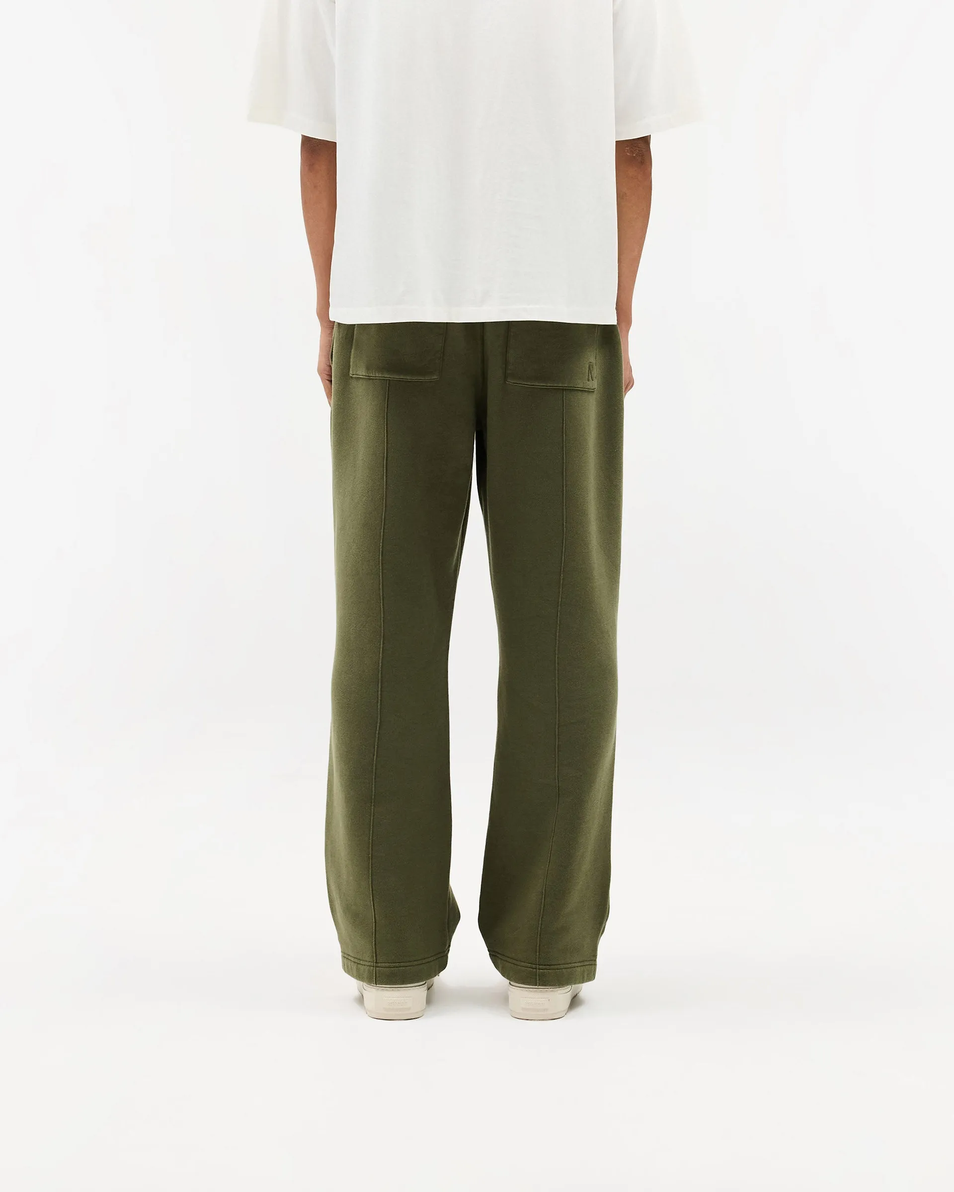 Comfortable Wear Comfy Feel Initial Sweatpants - Army Green