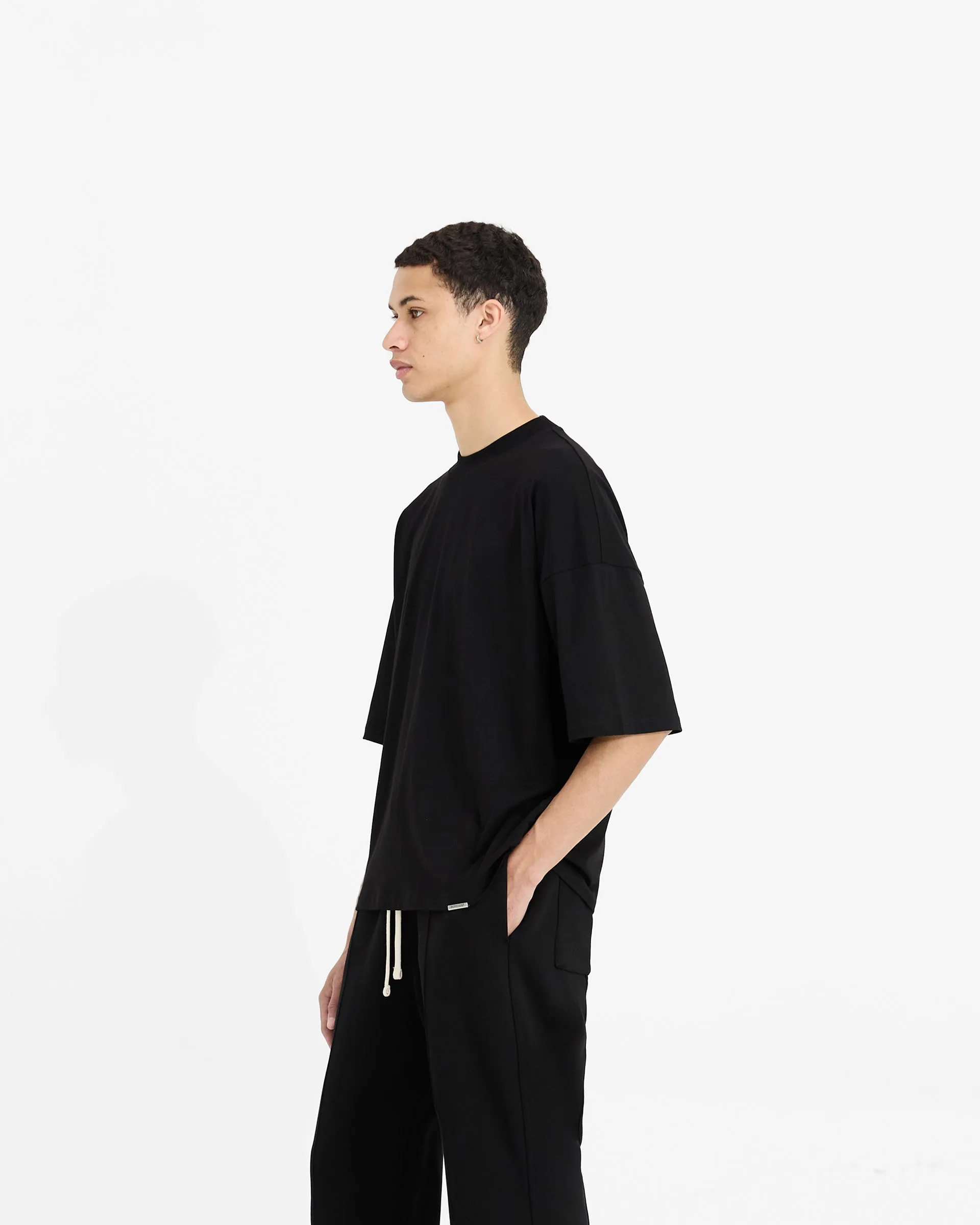 Light and Soft Initial Boxy T-Shirt - Black