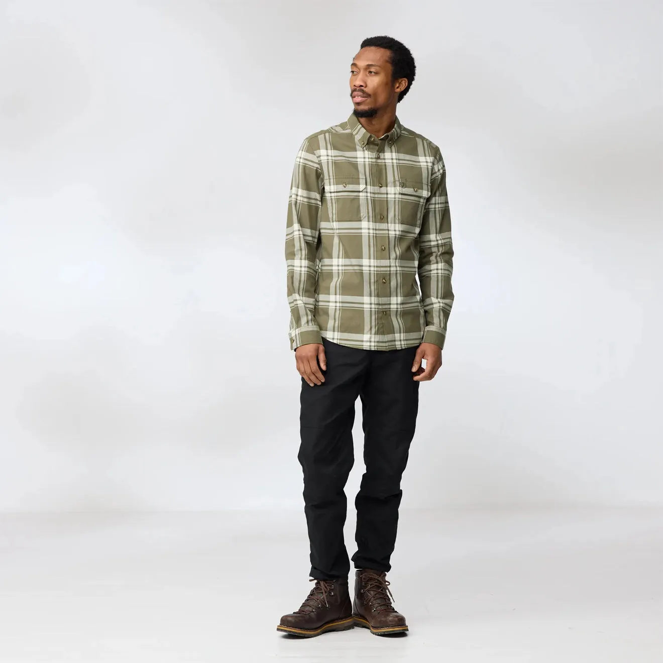 Fjallraven Ovik Lite Flannel Shirt Laurel Green / Chalk White Classic Comfort