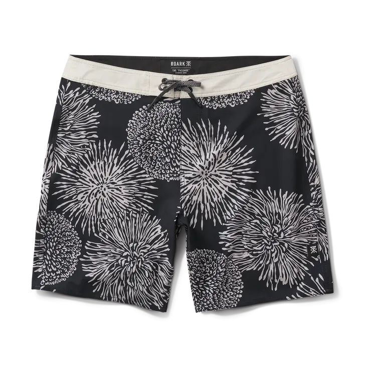 Comfy Feel Roark Revival Mens Boardshorts Passage 18.5"