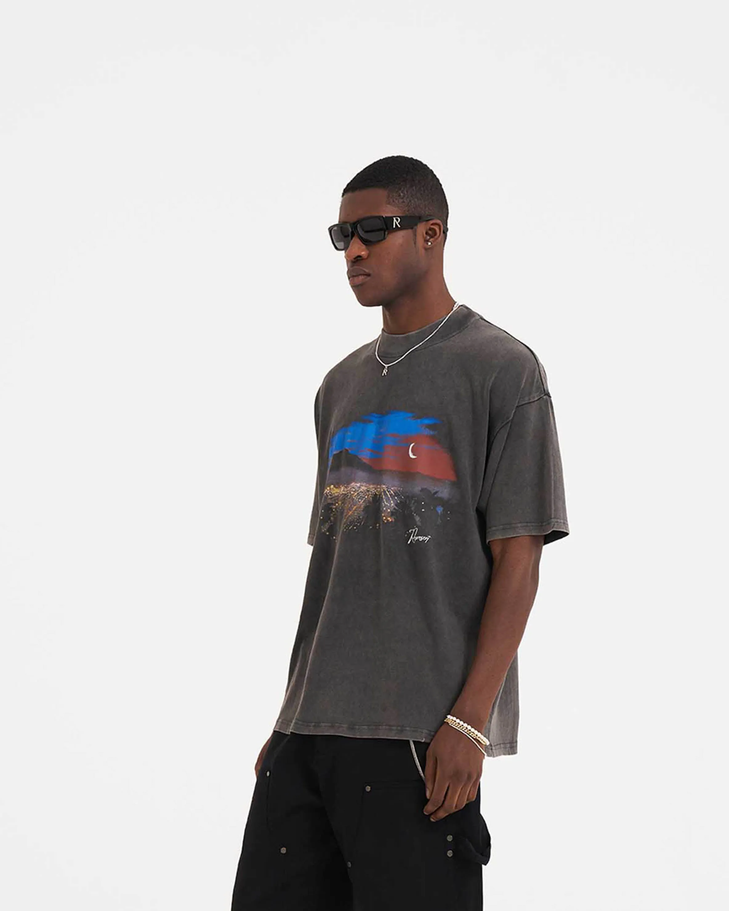 The Hills T-Shirt - Vintage Grey Anti microbial coating Urban Style Trend