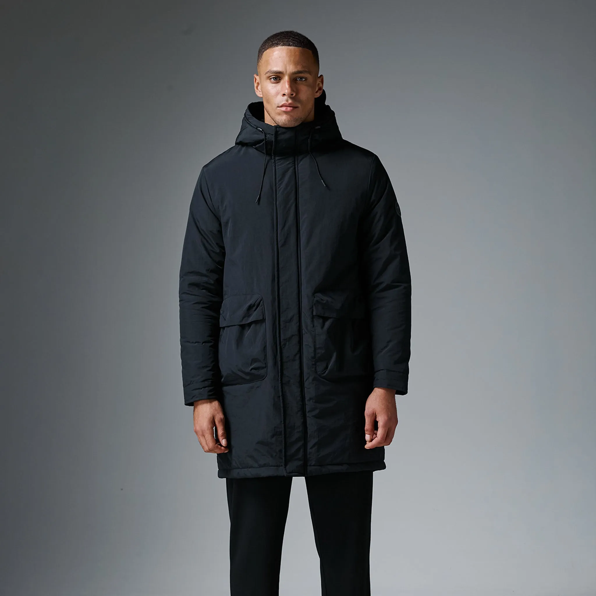 Secure Closure System Ergonomic Armhole Cut Utiliity Tech Pocket Parka | Black