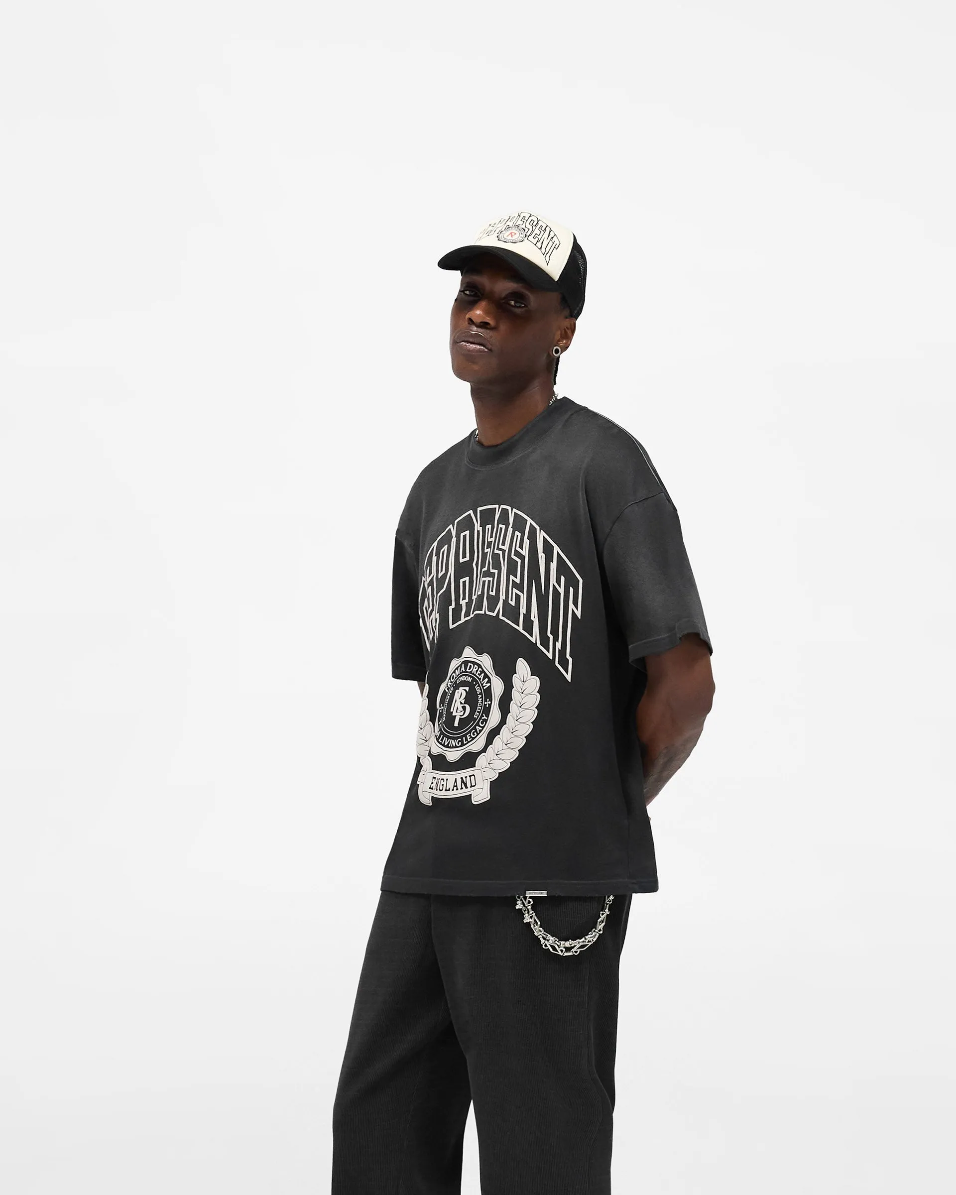 Non-toxic Legacy Crest T-Shirt - Stained Black