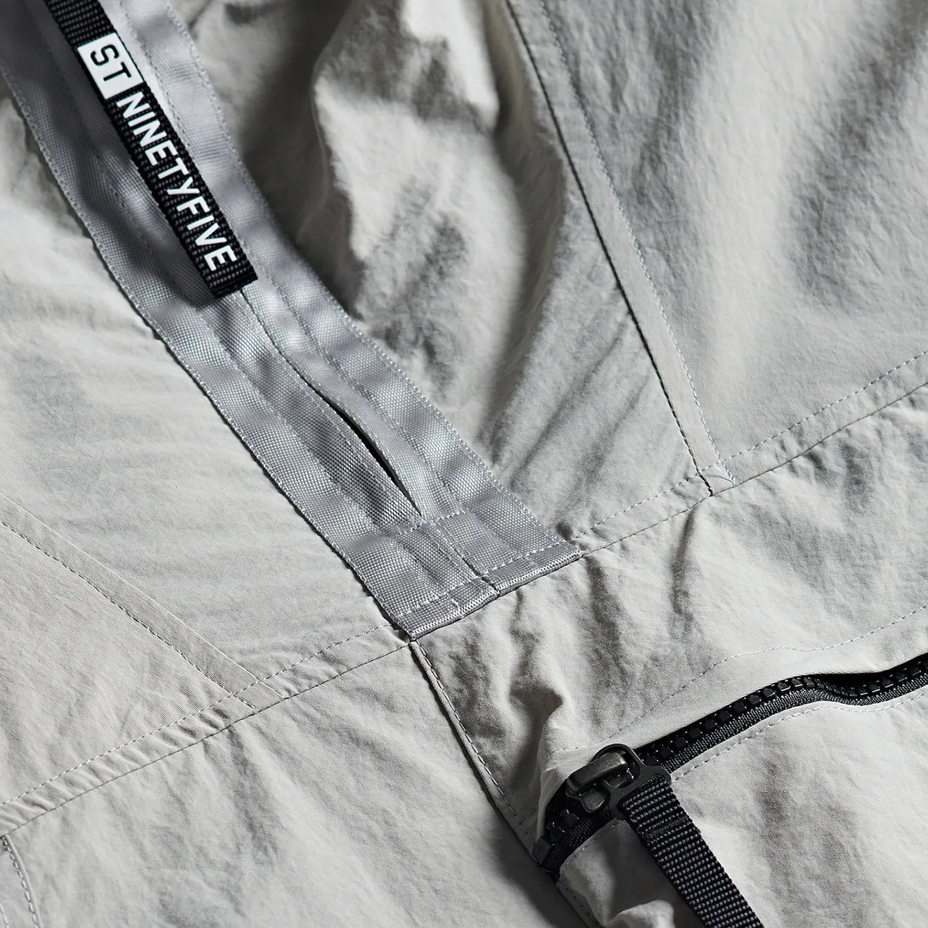 Winter Fashion PocketPlacement ST95 Dyne Smock Light Grey