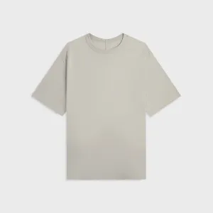 Comfort and Fit Light Outfit Rick Owens Brad Tee - Pearl